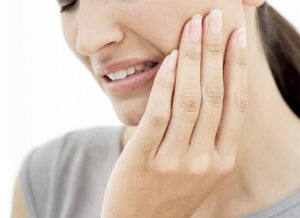 răng hàm mặt: dấu hiệu triệu chứng
